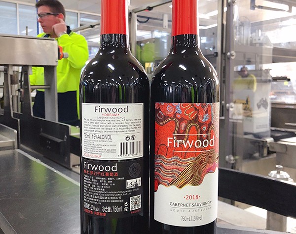 品鑒葡萄酒你姿勢對了嗎 品鑒葡萄酒你姿勢對了嗎