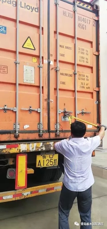 重磅消息!樅木紅酒南澳新品到貨!代理訂貨現(xiàn)場火爆進(jìn)行中~ 重磅消息!樅木紅酒南澳新品到貨!代理訂貨現(xiàn)場火爆進(jìn)行中~